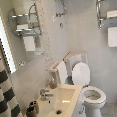 Nina Apartamento Omišalj