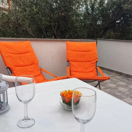 Nina Apartment