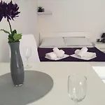 Nina Lägenhet